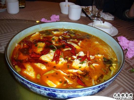 酸菜竹荪汤的做法