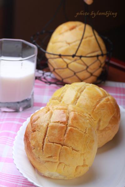 从小爱吃的面包-----菠萝包的做法