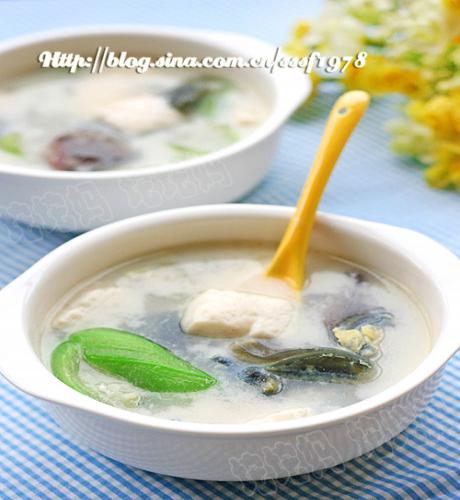 丝瓜皮蛋豆腐汤1