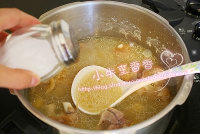 香浓猪手汤的做法