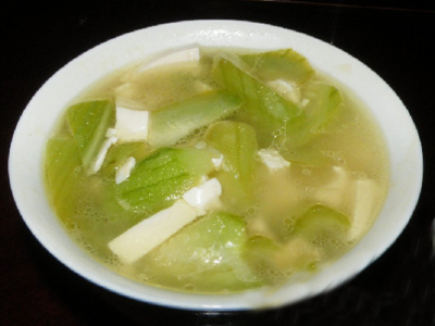 丝瓜豆腐榨菜汤
