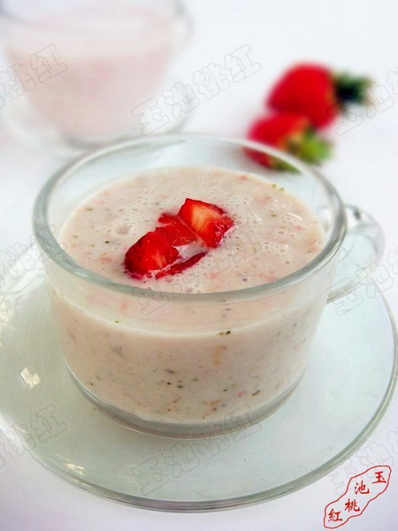 草莓薏仁酸奶如何做