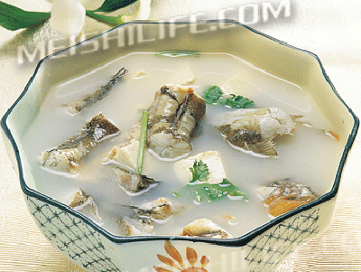 河鳗炖豆腐
