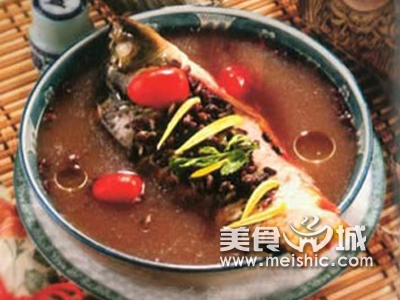 赤小豆鲤鱼汤