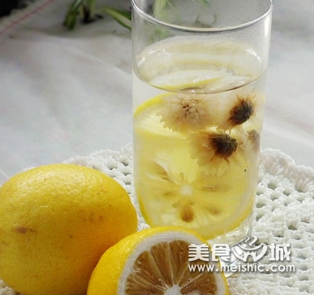 柠檬蜂蜜菊花茶