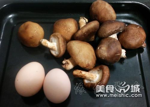 鲜菇炒鸡蛋原料