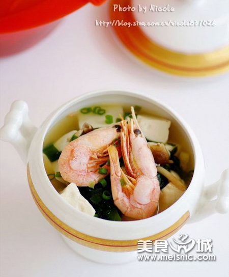 鲜虾什锦味增汤的做法