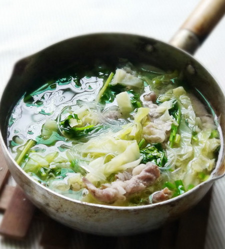 羊肉卷心菜粉丝汤的做法