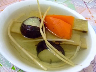 红萝卜竹蔗煲水马蹄的做法