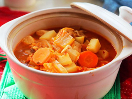韩式土豆泡菜汤的做法