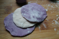 紫薯花卷步骤6