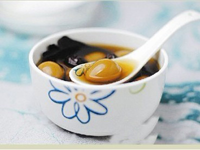灵芝红枣鹌鹑蛋汤的做法