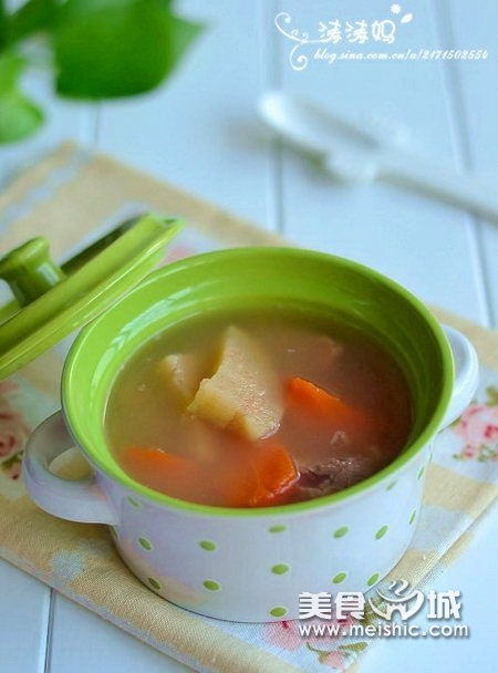 粉葛红萝卜龙骨汤做法
