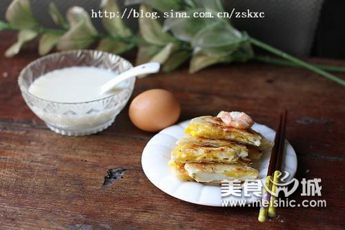 虾仁鸡蛋灌酥饼的做法