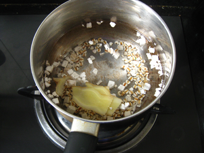 茯苓薏米姜茶的做法
