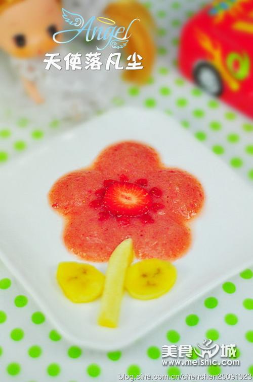 花朵草莓苹果香蕉泥
