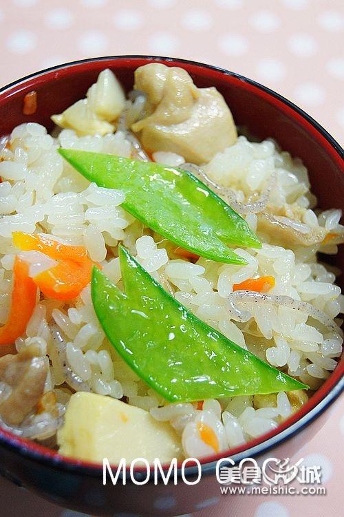 日式鸡肉魔芋丝米饭