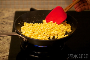 奶油玉米粒的做法步骤2