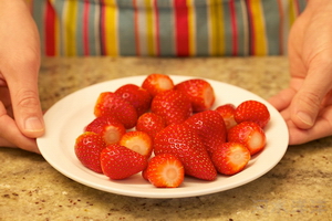 草莓奶油酥皮挞的做法步骤1