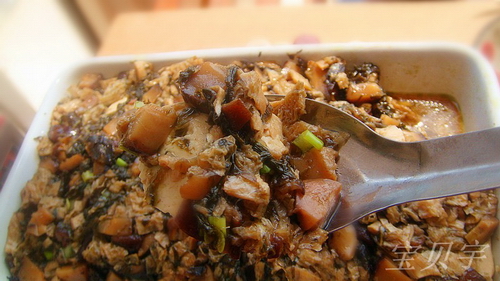 榄菜花菇蒸豆腐的做法