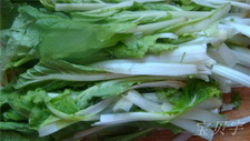 小白菜炖豆腐步骤1