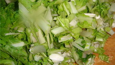 小白菜炖豆腐步骤2