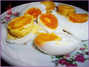 肉味腌鸡蛋的做法步骤6