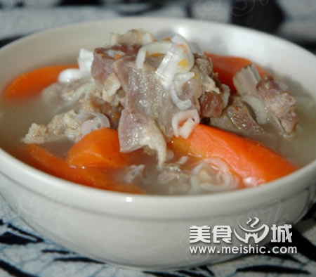 羊脊胡萝卜汤