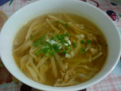 (1)黄花菜瘦肉汤