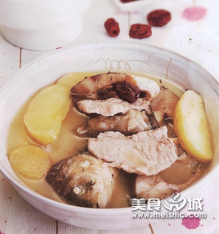 草鱼苹果瘦肉汤