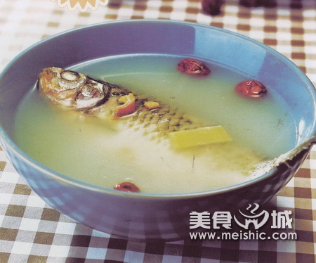 田七红枣鱼汤的做法