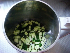 黄瓜豆浆的做法步骤3