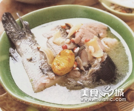 栗子百合生鱼汤