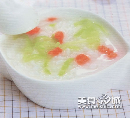 萝卜圆白菜酸奶粥