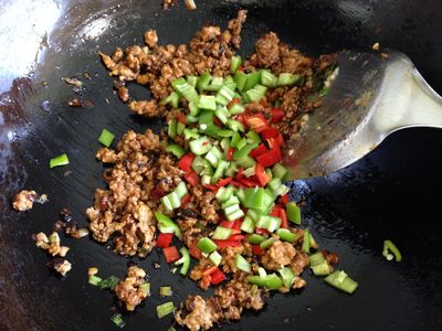 豉椒肉臊煎豆腐步骤10