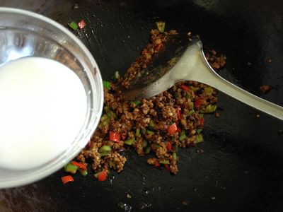 豉椒肉臊煎豆腐步骤11