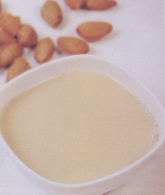 杏仁芡实薏米豆浆