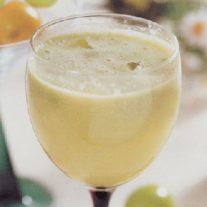 菠萝芹菜汁
