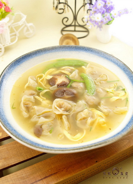 肉燕香菇汤的做法