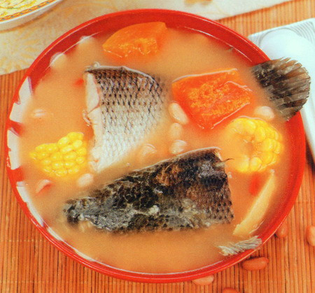 木瓜玉米花生生鱼汤