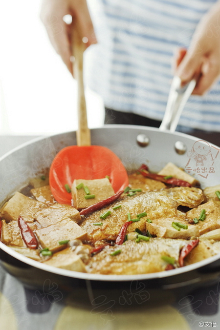 黄鱼烧豆腐的做法