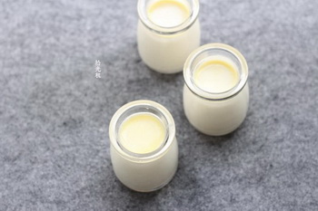无添加纯真酸牛奶做法步骤4