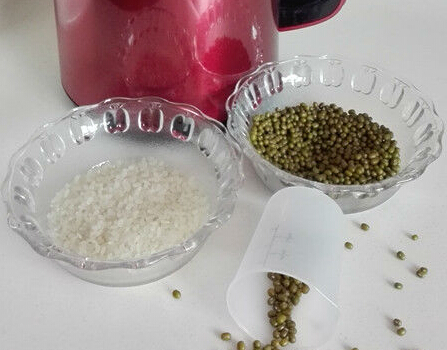大米绿豆粥做法步骤1