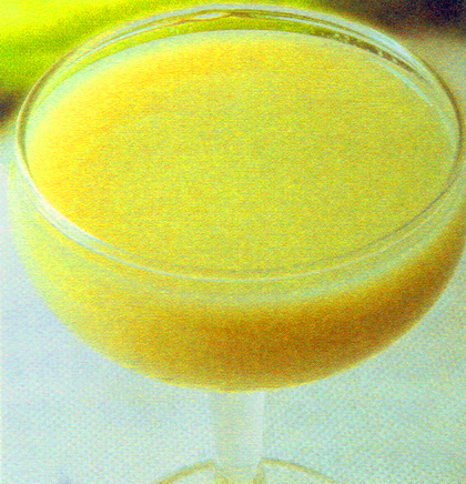 芹菜猕猴桃酸奶汁