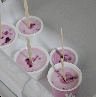 樱桃蜂蜜酸奶漩冰棒的做法步骤10