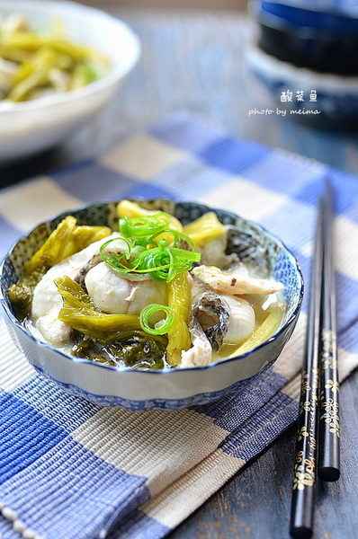 典型的四川菜:酸菜鱼