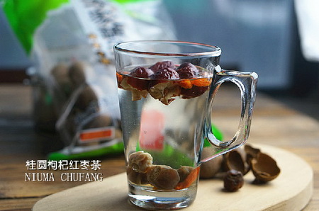 桂圆枸杞红枣茶的做法