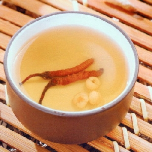 虫草益肺茶