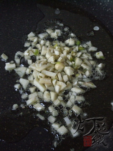 玉米炒饭步骤3