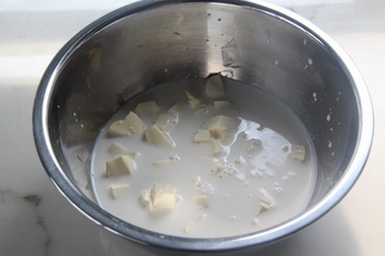 浓香乳酪布丁步骤1